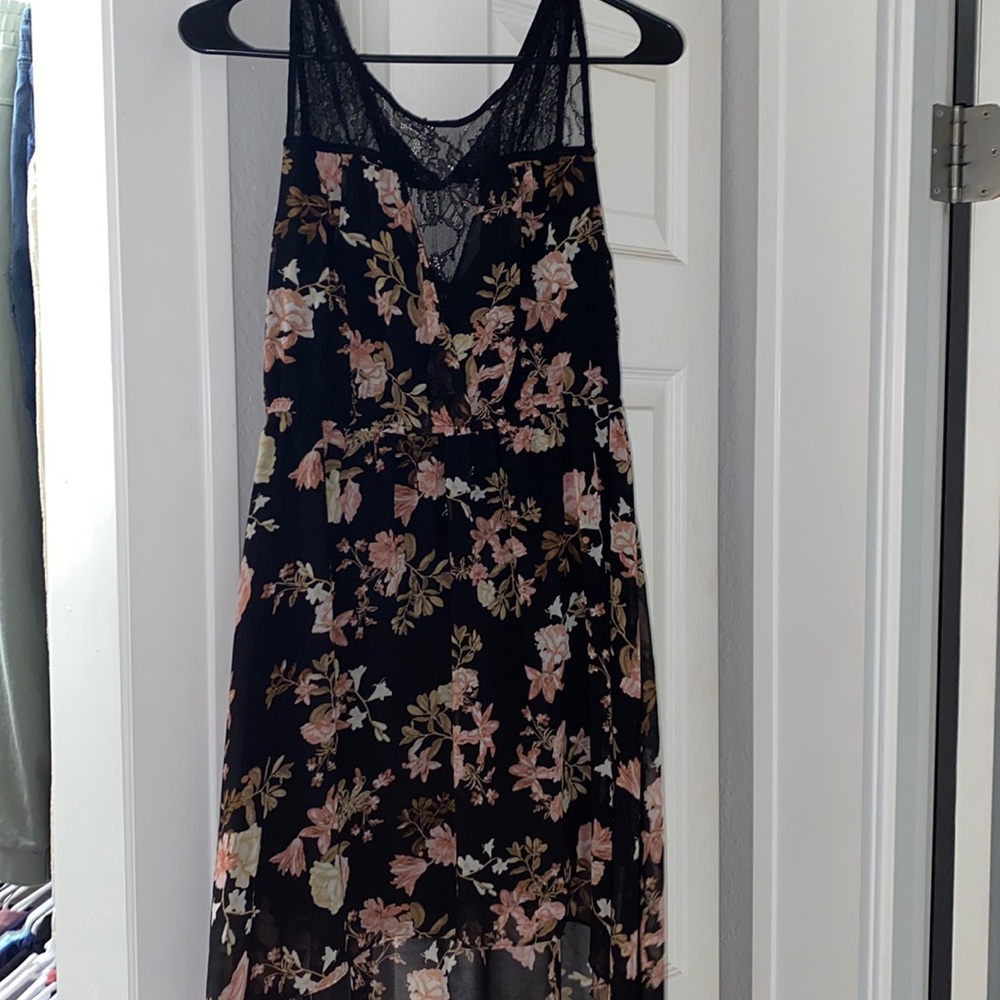 black loose flowy dress